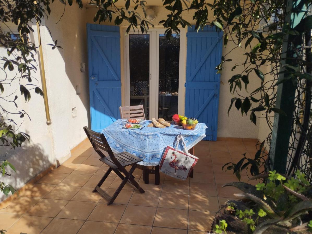 Le Surplage Hyeres Bagian luar foto