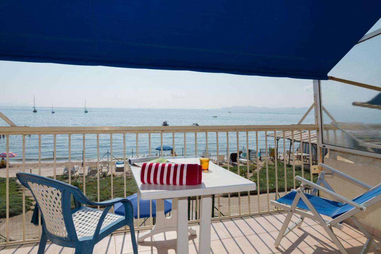 Le Surplage Hyeres Bagian luar foto
