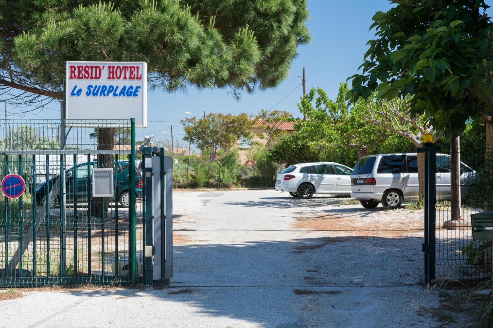 Le Surplage Hyeres Bagian luar foto